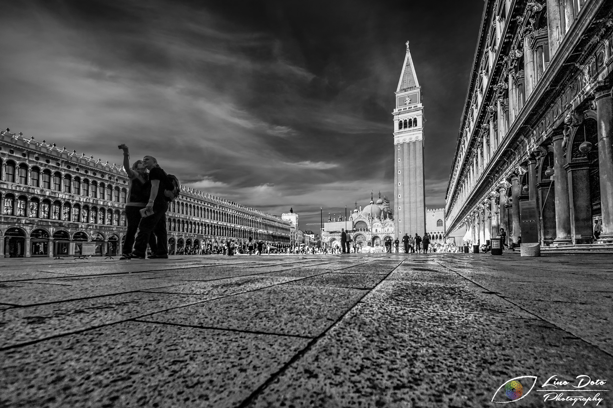 LOVE IN VENICE